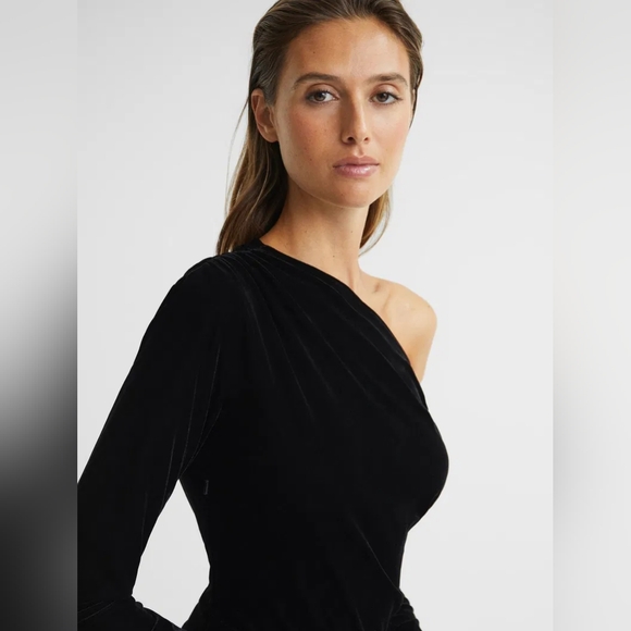 NWT REISS | $290 Ella Velvet Jumpsuit - Picture 4 of 10